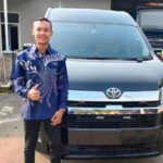 Hiace Luxury One Premium Car Solo (12)